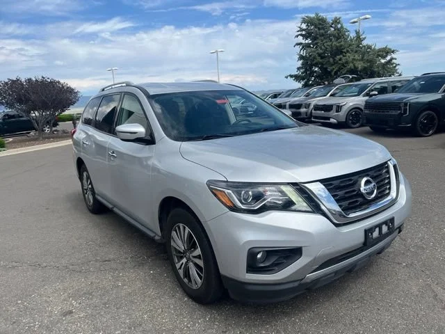 Used 2019 Brilliant Silver Metallic Nissan SV image 4