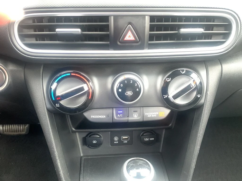Used 2021 Pulse Red Hyundai SEL image 31