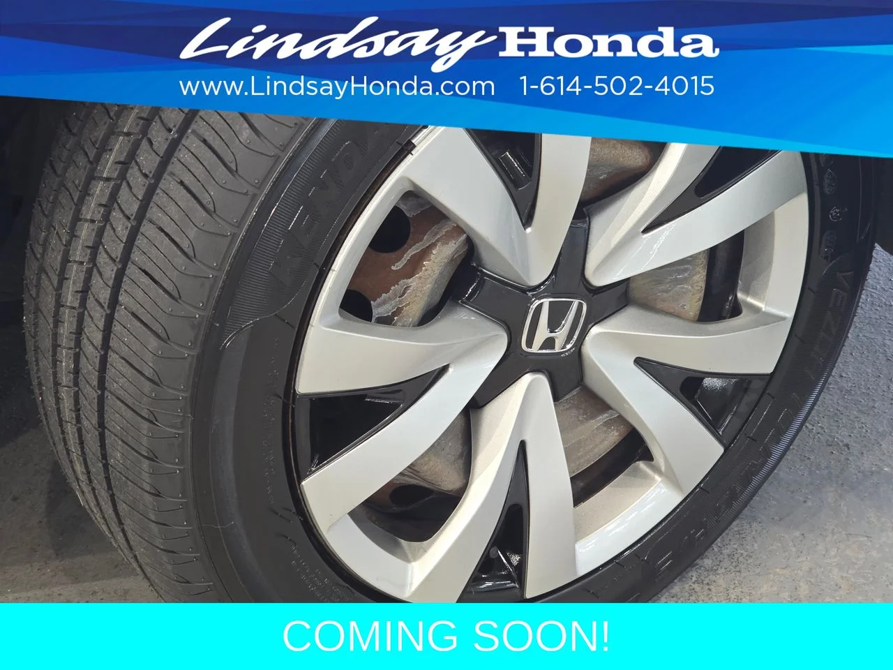 Used 2022 Lunar Silver Metallic Honda LX image 25