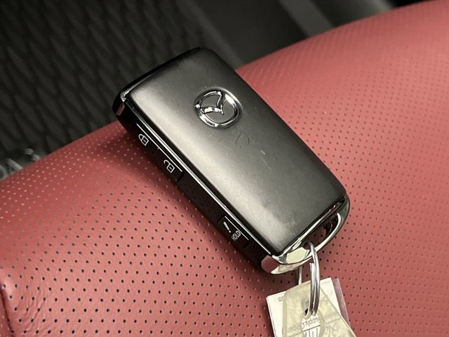 2026 Mazda Mazda3 Carbon Edition - Photo 26