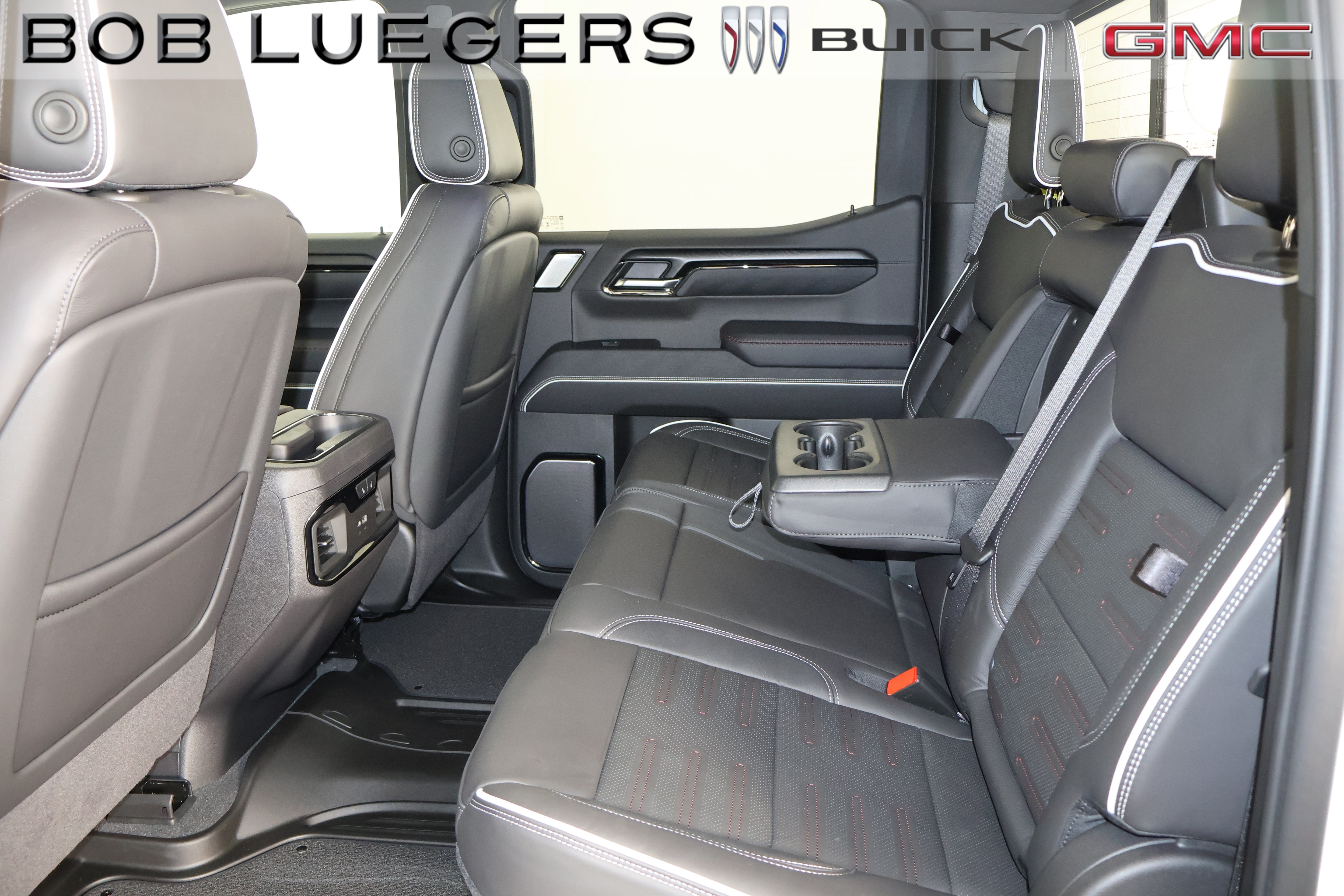 2026 GMC Sierra 1500 AT4X - Photo 19