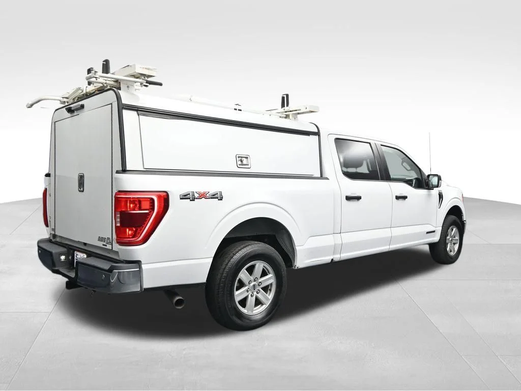 Used 2021 White Ford XLT image 5