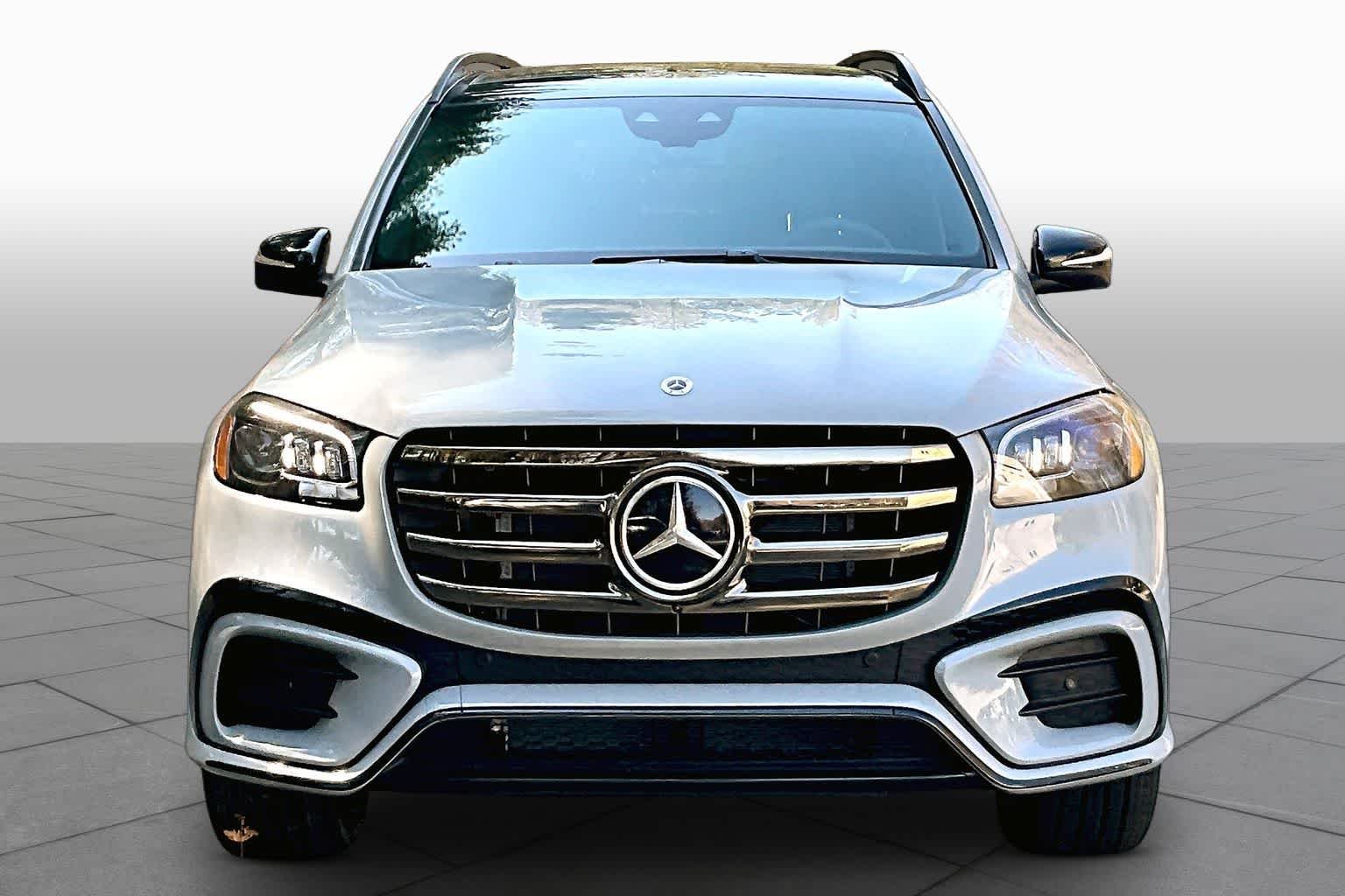 New 2026 MANUFAKTUR Alpine Grey Mercedes-Benz GLS 450 image 3