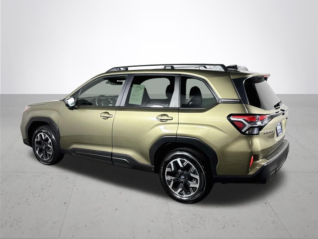 Used 2025 Brown Subaru Premium image 8
