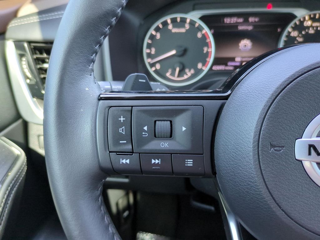 Used 2021 Black Nissan SV image 20