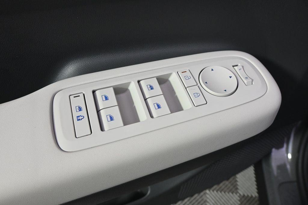 New 2026 Gray Hyundai SE image 23