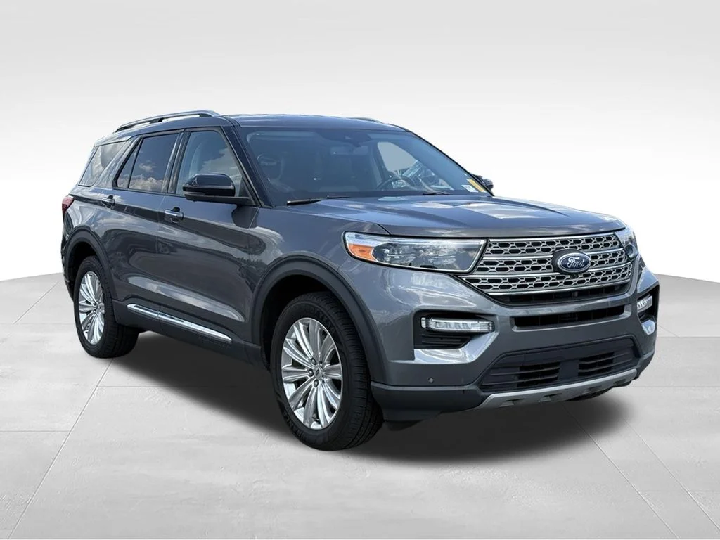 Used 2023 Gray Ford Limited image 30