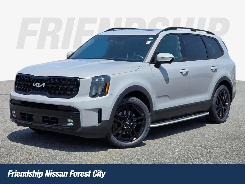 Used 2024 Gray Kia SX-Prestige X-Line image 1