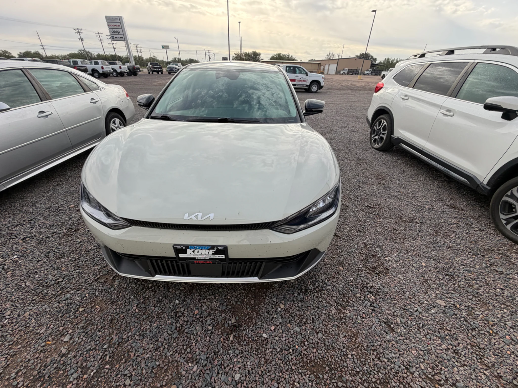Used 2024 Glacier Kia Light Long Range image 30