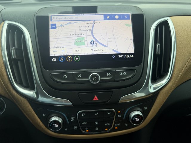 Used 2021 IRIDESCENT PEARL TRICOAT Chevrolet Premier image 22