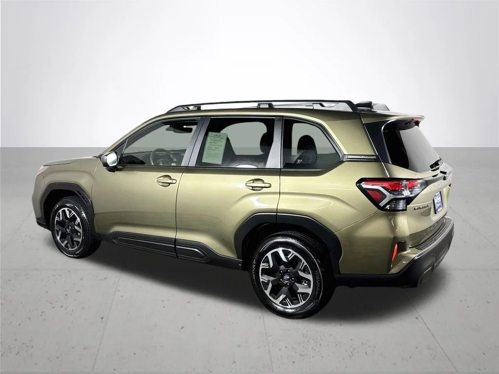 Used 2025 Brown Subaru Premium image 8