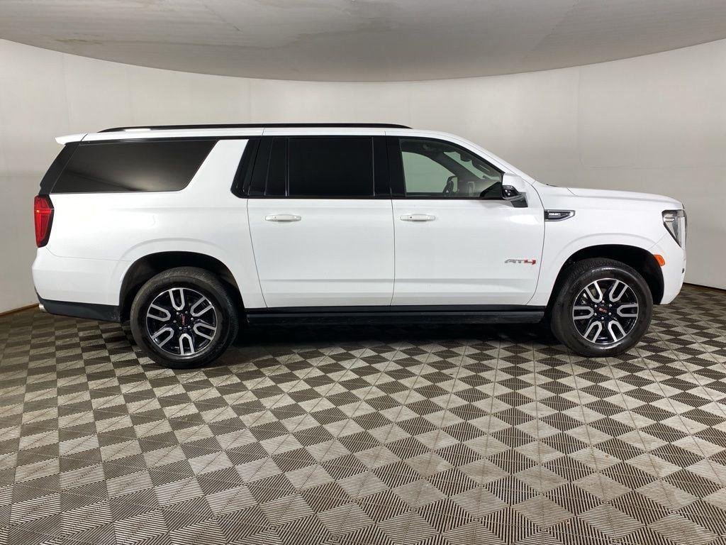 Used 2023 Summit White GMC 4WD AT4 image 25