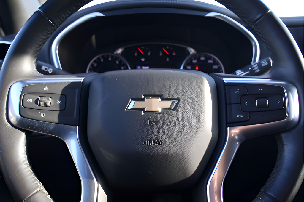 Used 2020 Silver Chevrolet LT image 18