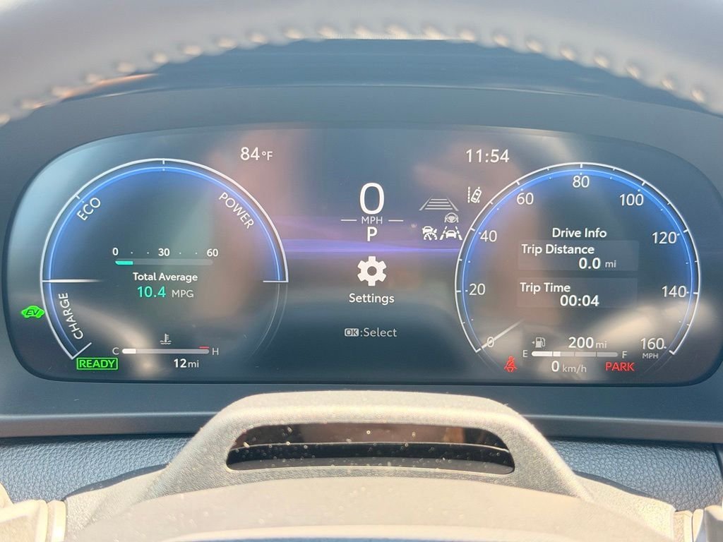 New 2026 Oxygen White Toyota Limited image 23