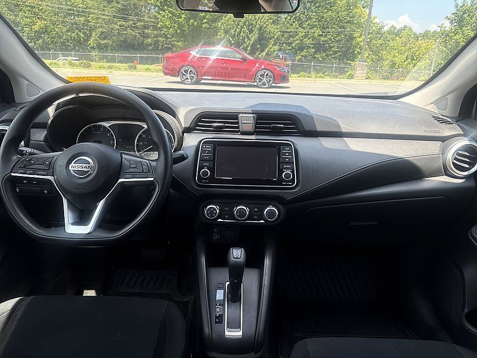Used 2022 Brilliant Silver Metallic Nissan S image 14