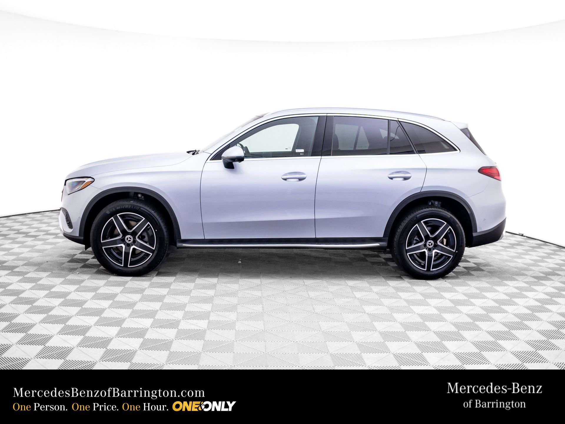 New 2026 Cirrus Silver Metallic Mercedes-Benz GLC 300 image 45