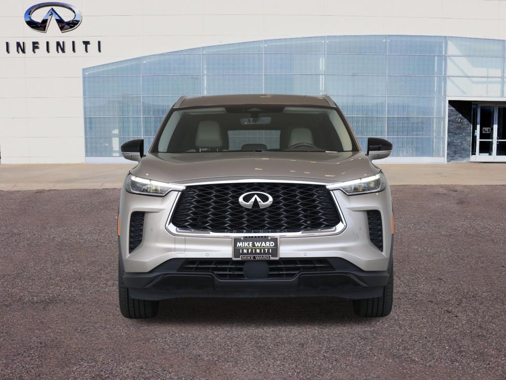 Used 2023 Silver INFINITI LUXE image 60