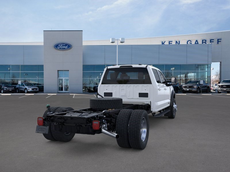 New 2026 Oxford White Ford LARIAT image 9