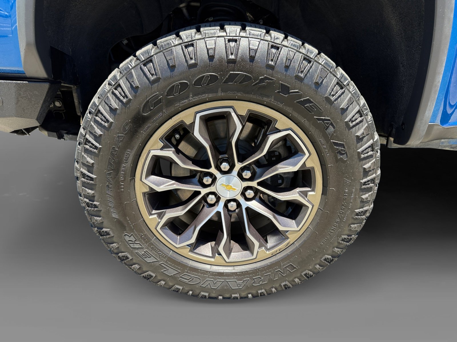 Used 2021 Bright Blue Metallic Chevrolet ZR2 image 9