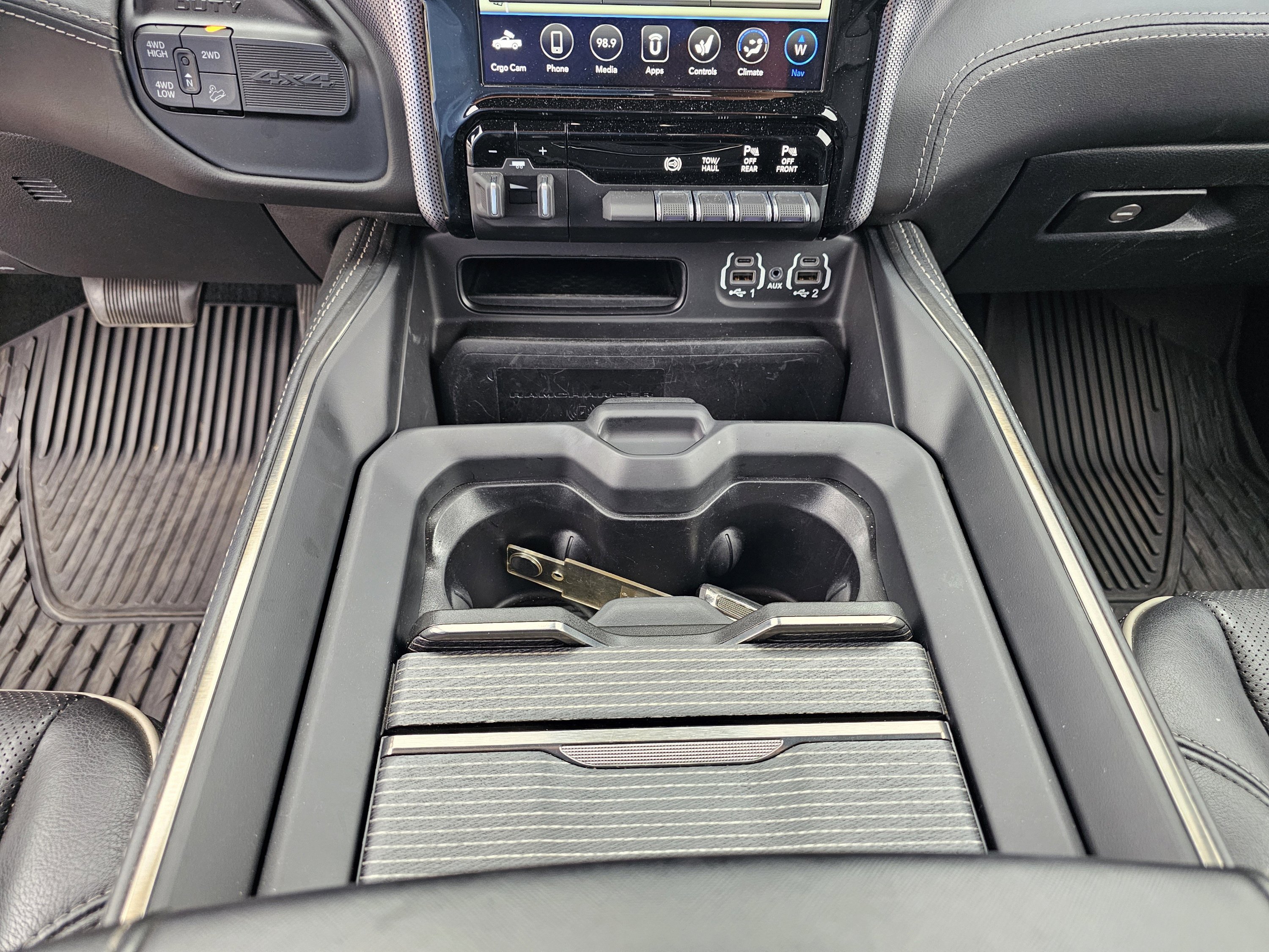 2020 RAM Ram 2500 Pickup Laramie Limited - Photo 28