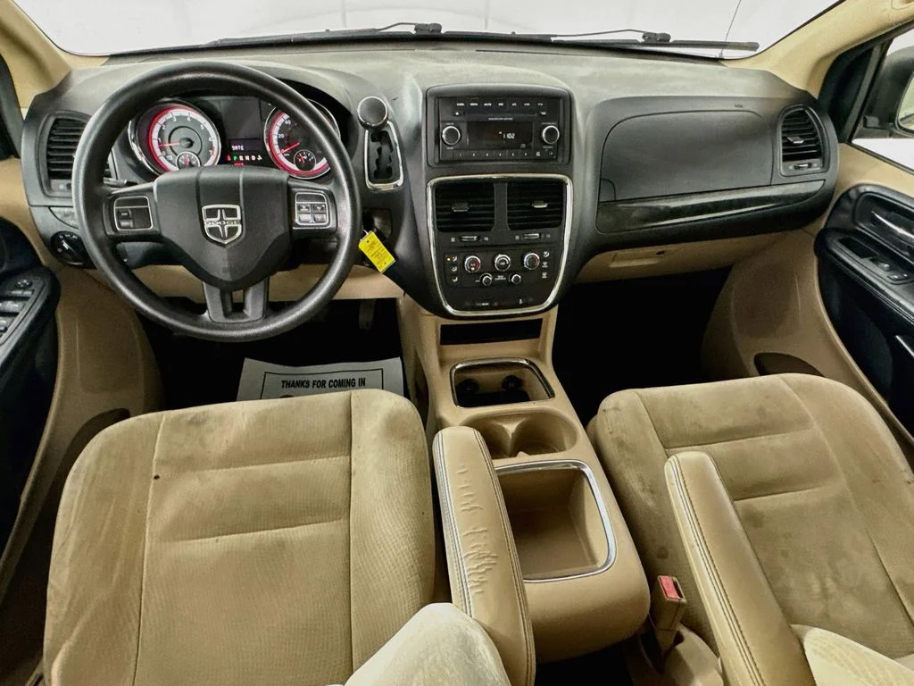 Used 2015 Cashmere/Sandstone Pearlcoat Dodge SXT image 24