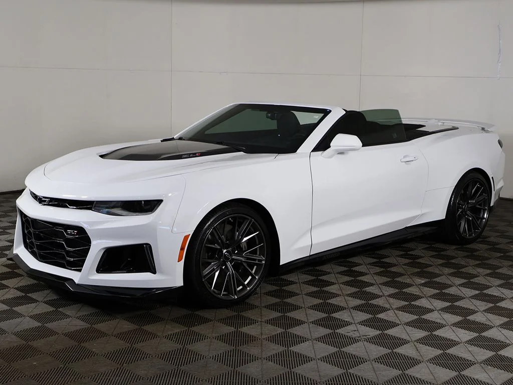 2023 Chevrolet Camaro ZL1 - Photo 10