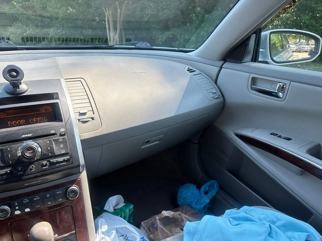 Used 2007 Silver Nissan 3.5 SL image 21