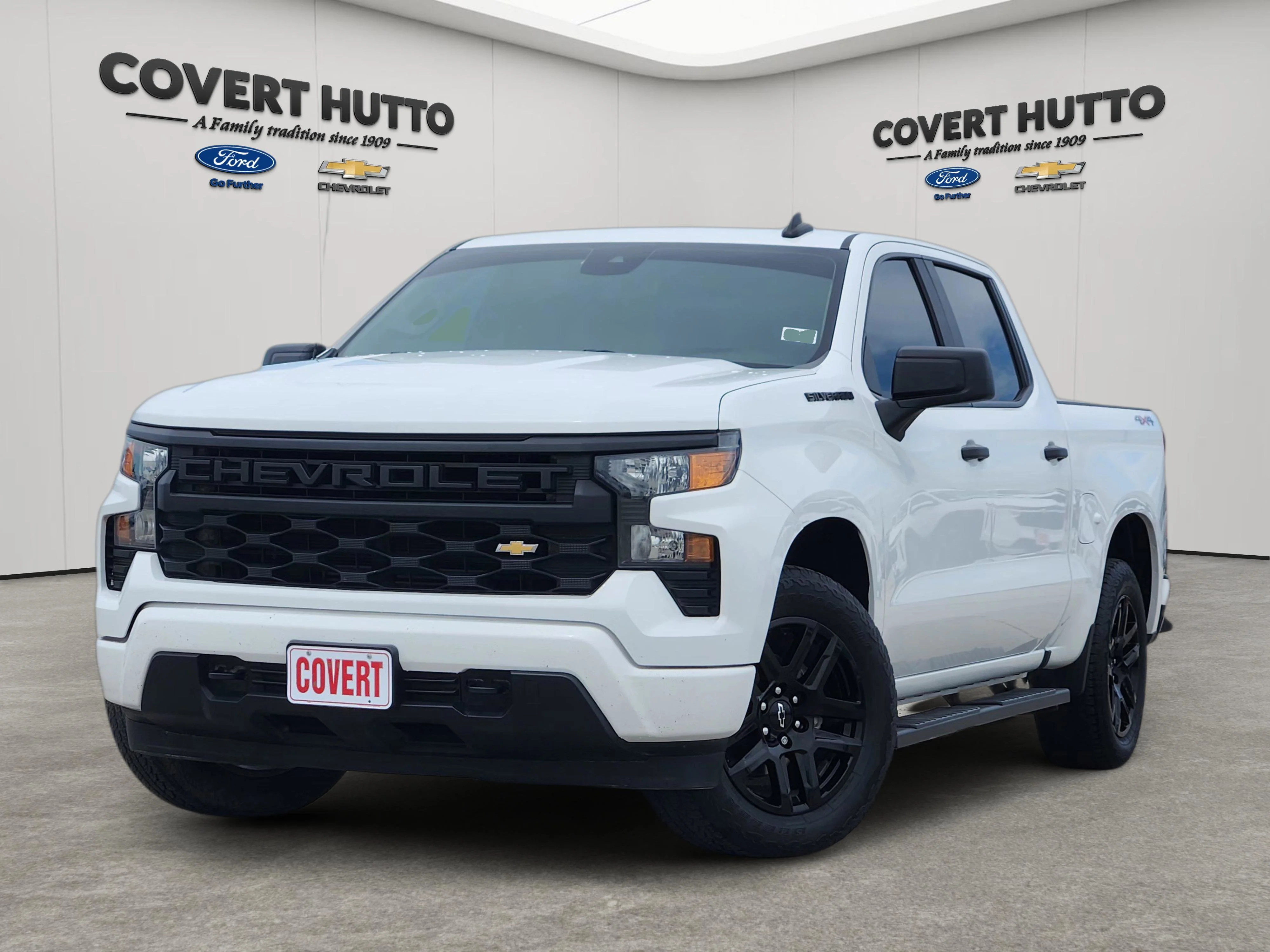 Used 2023 Summit White Chevrolet Custom image 1