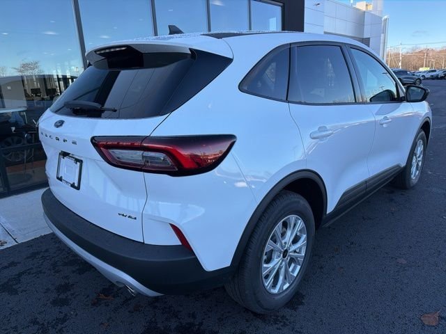 New 2026 Oxford White Ford Active® image 3