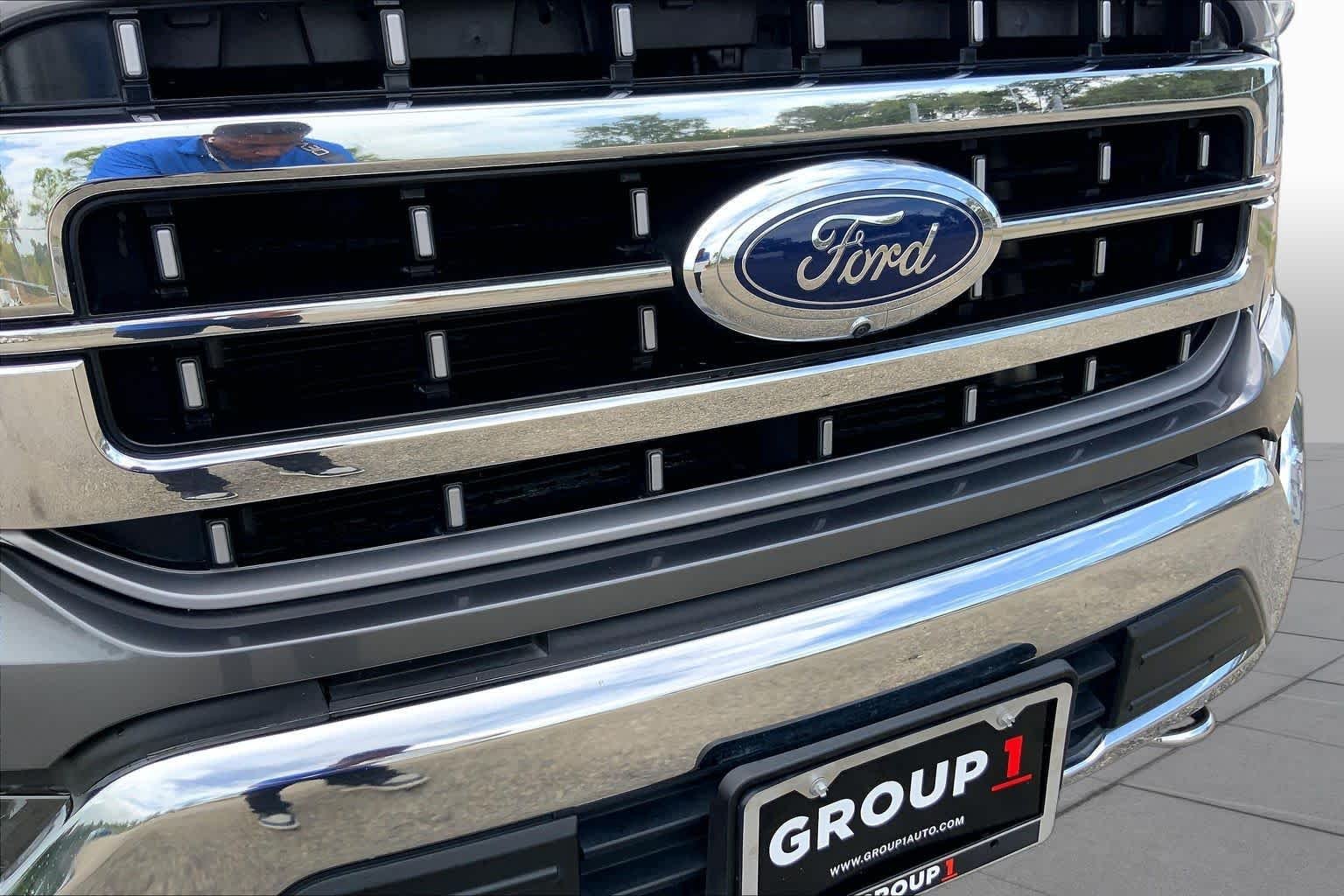 Used 2022 Carbonized Gray Ford LARIAT image 29