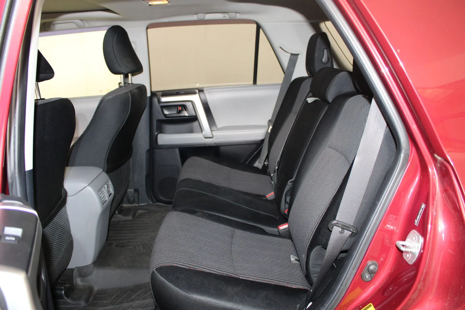 Used 2011 Red Toyota SR5 image 6