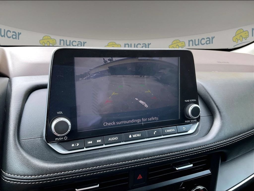 Used 2023 Gray Nissan S image 19