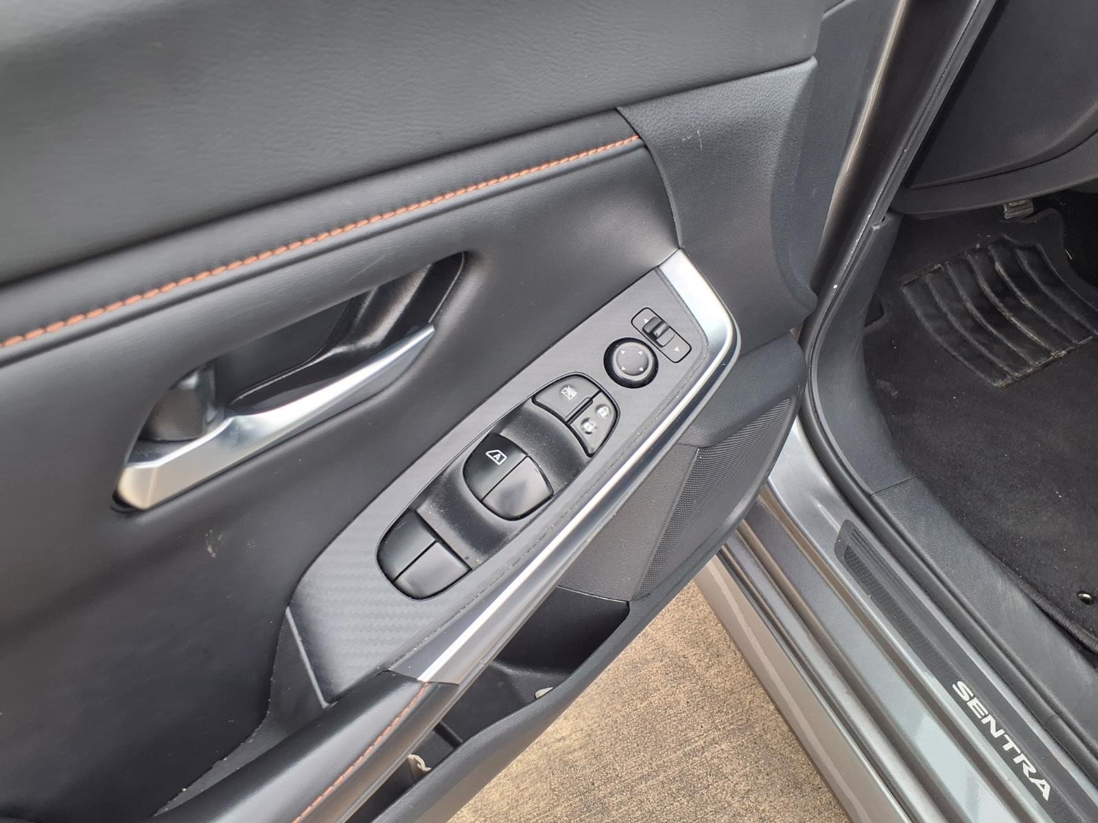 2021 Nissan Sentra SR Gray at Mac Haik CDJR North Houston