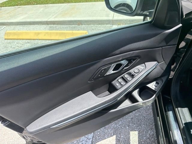 Used 2025 Jet Black BMW 330i image 3