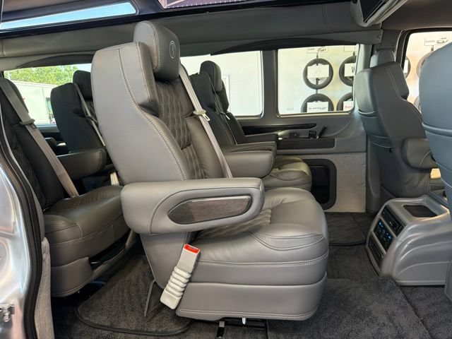 2026 GMC Savana Cargo Work Van - Photo 21