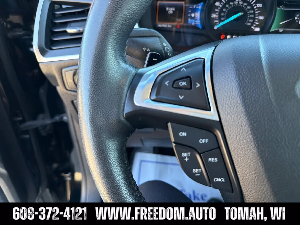 Used 2016 Black Ford SEL image 16