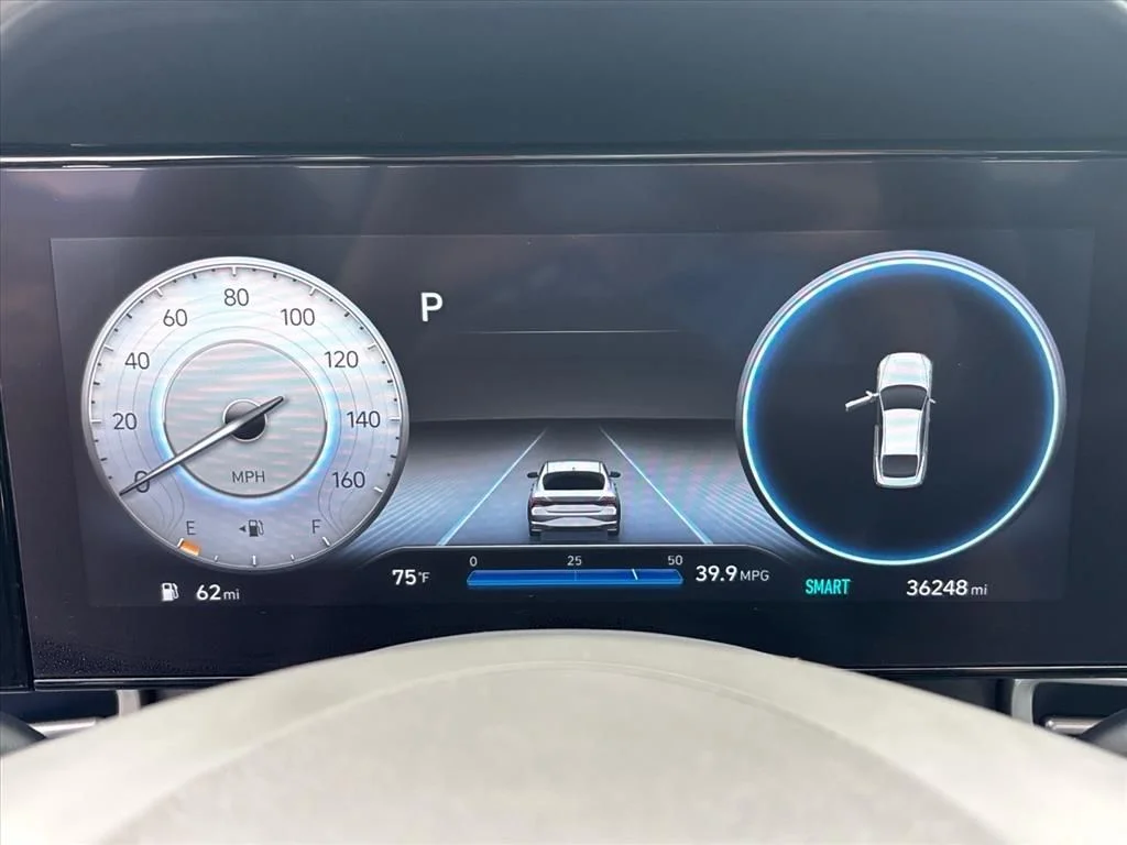 Used 2023 Gray Hyundai SEL image 27