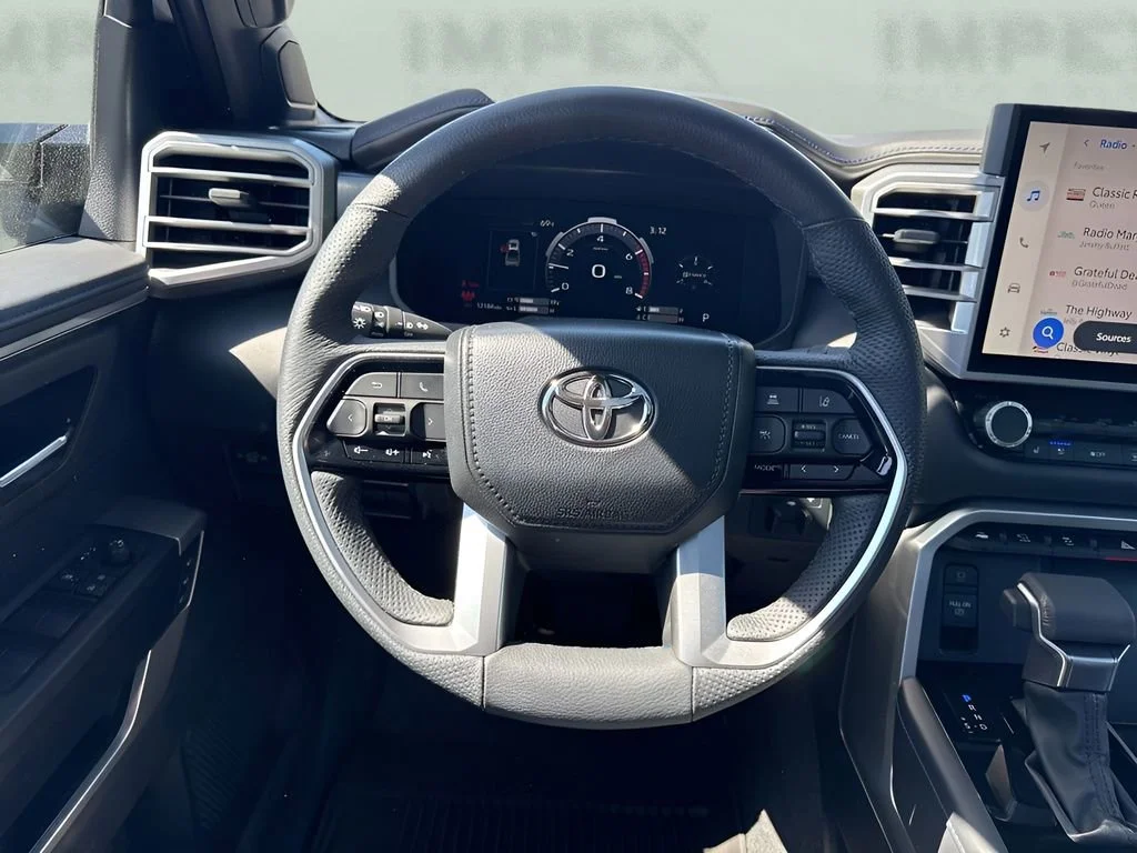 Used 2025 Wind Chill Pearl Toyota Platinum image 16