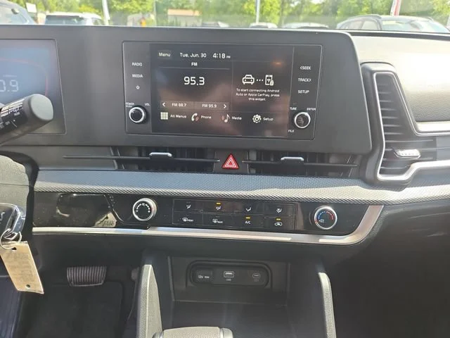 Used 2024 Black Kia LX image 18