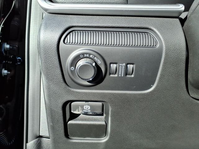 New 2026 High Gloss Black Exterior Paint Jeep Limited Altitude image 16