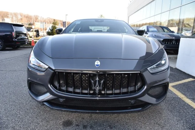 New 2024 Grigio Maratea Metallic Maserati Modena Ultima Q4 image 3