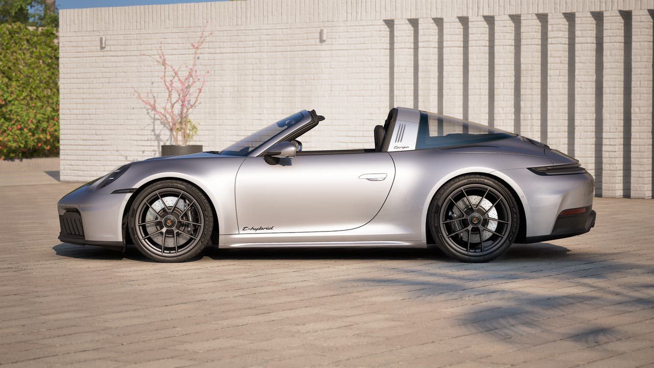 New 2027 GT Silver Metallic Porsche Targa 4 GTS image 2