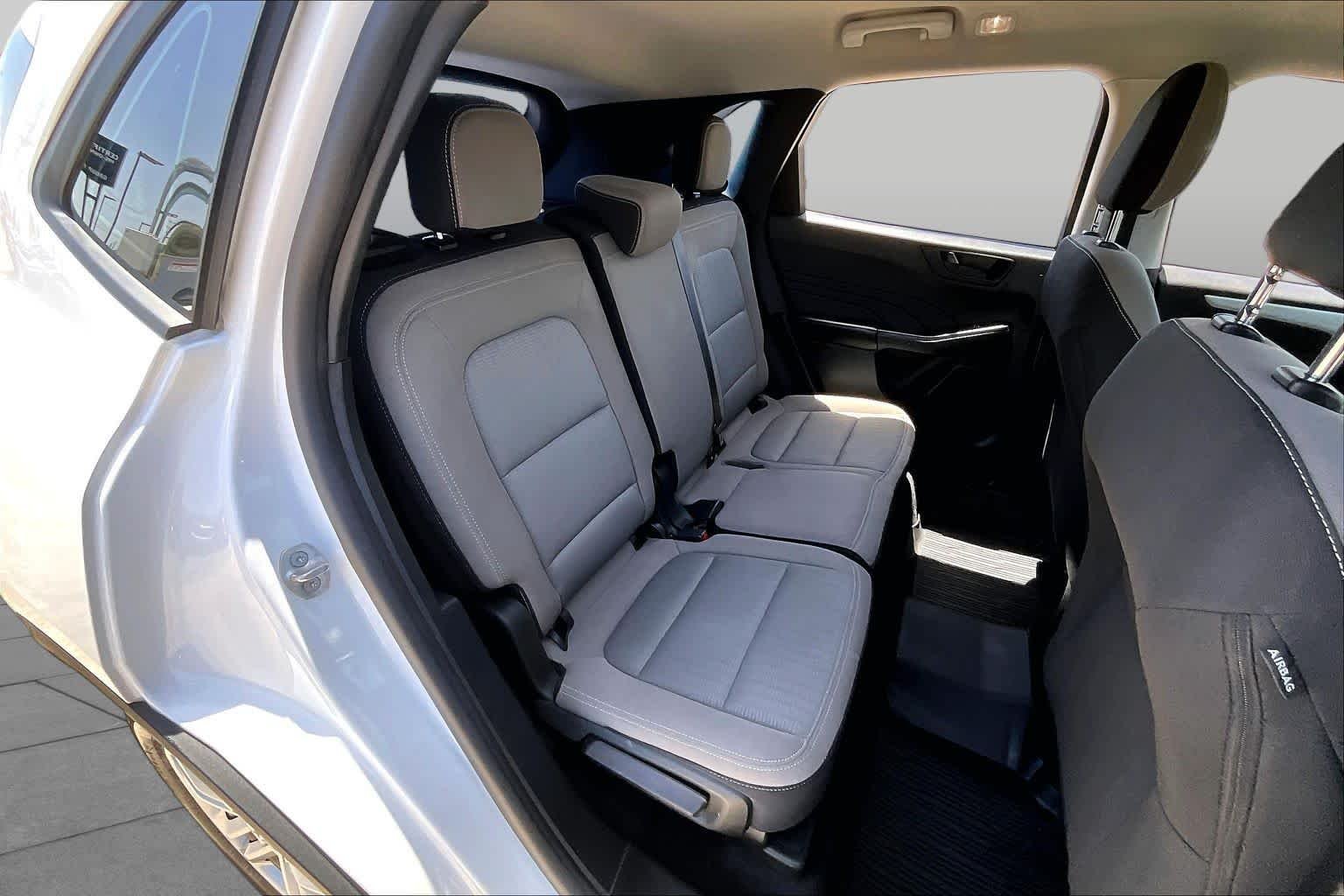 Used 2022 Oxford White Ford S image 19