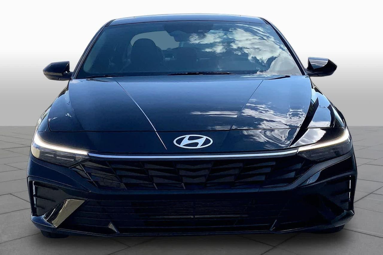 New 2026 Abyss Black Hyundai SEL Sport Plus image 3