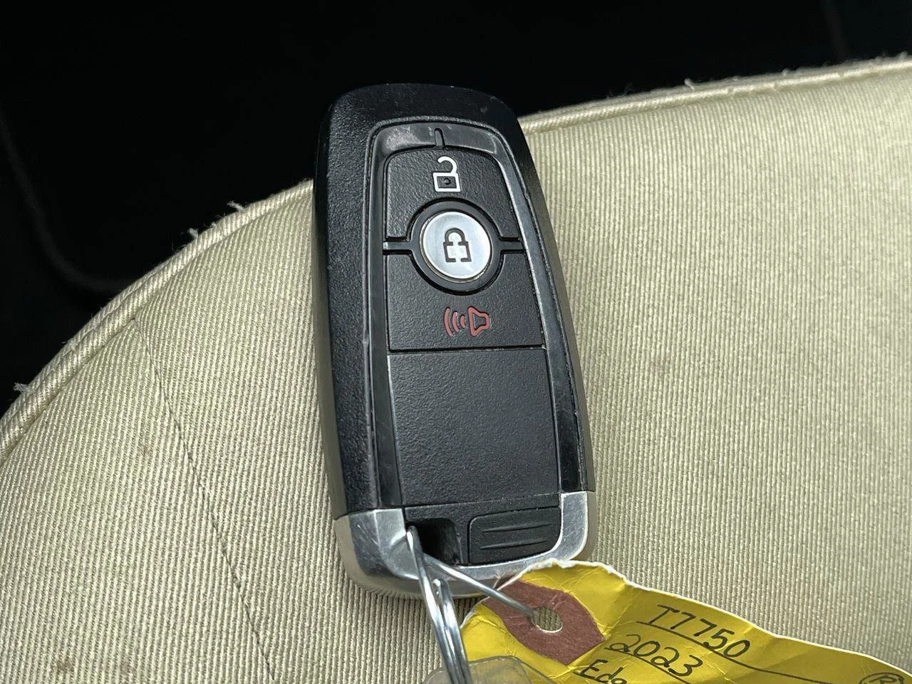 Used 2023 Blue Ford SE image 22