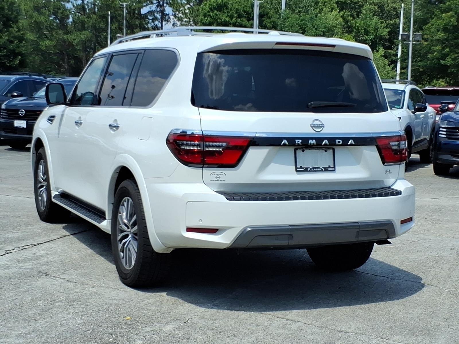 Used 2024 Aspen White Tricoat Nissan SL image 9