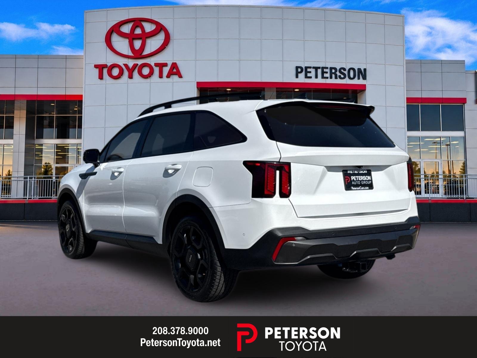 Used 2024 White Kia X-Line SX image 5