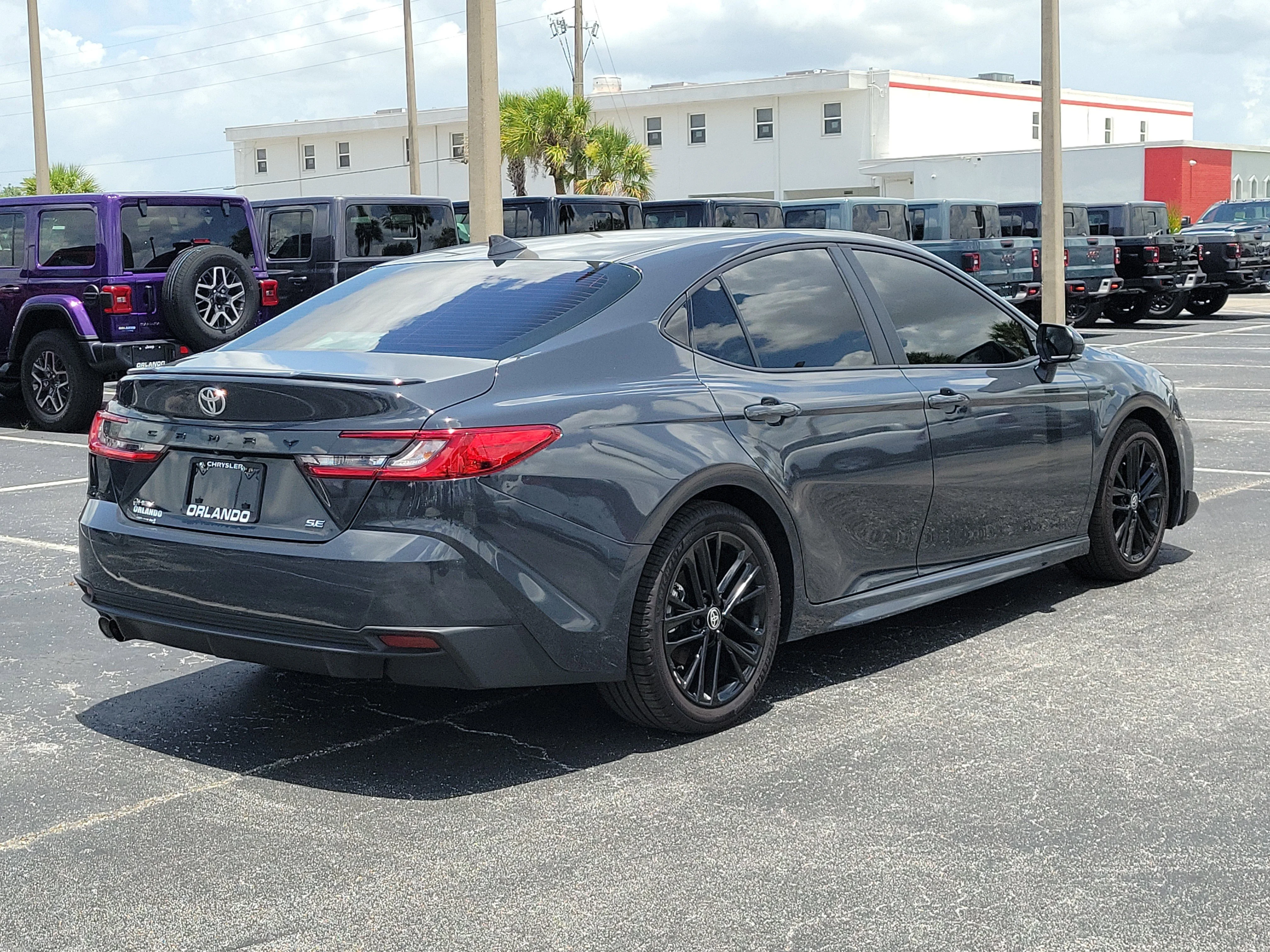 Used 2025 Underground Toyota LE image 7