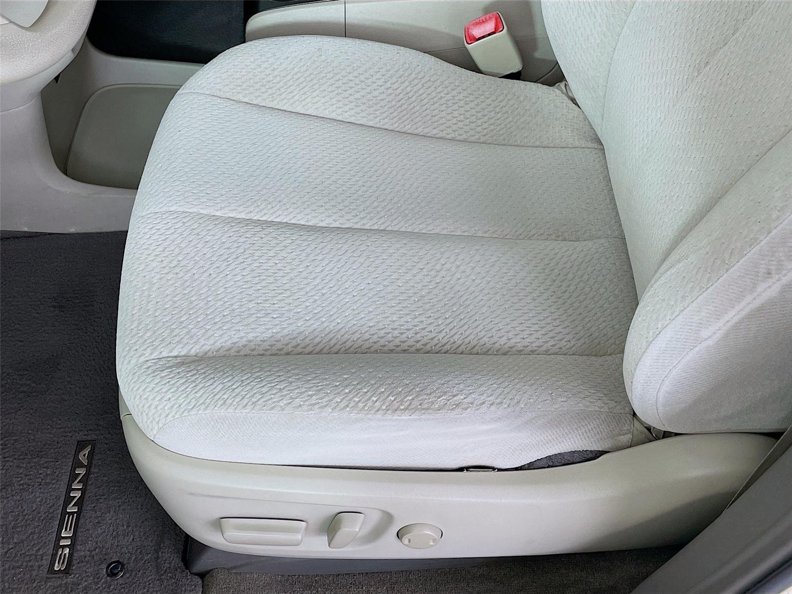 Used 2011 Sandy Beach Metallic Toyota LE image 22