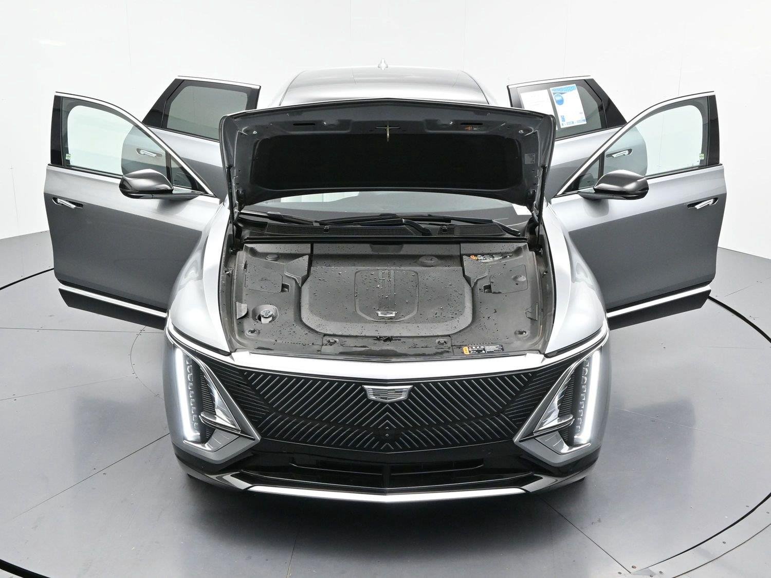 Used 2024 Argent Silver Metallic Cadillac Luxury 1 image 39